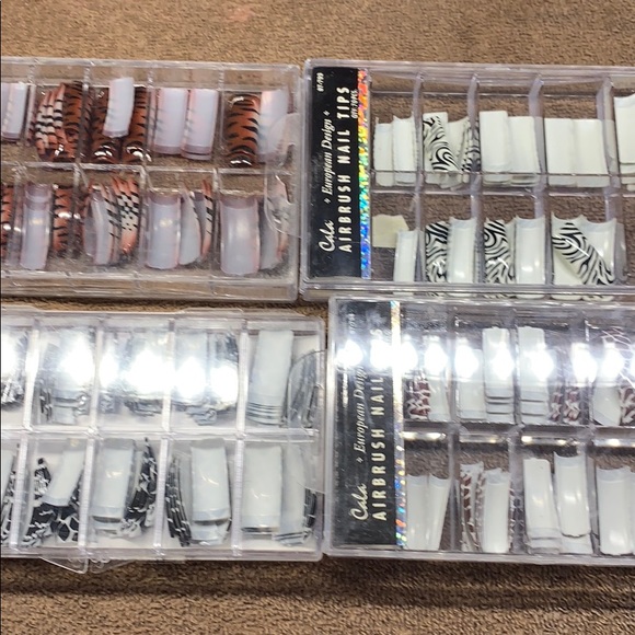 Nail tips - Picture 1 of 5